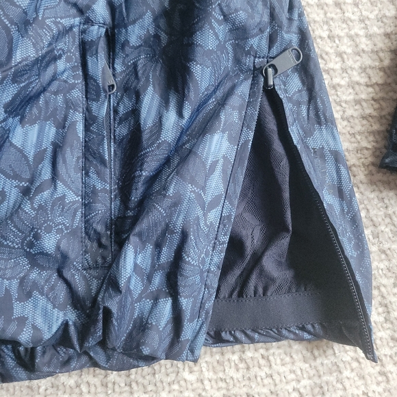 ATHLETA MEDIUM - Picture 3 of 8